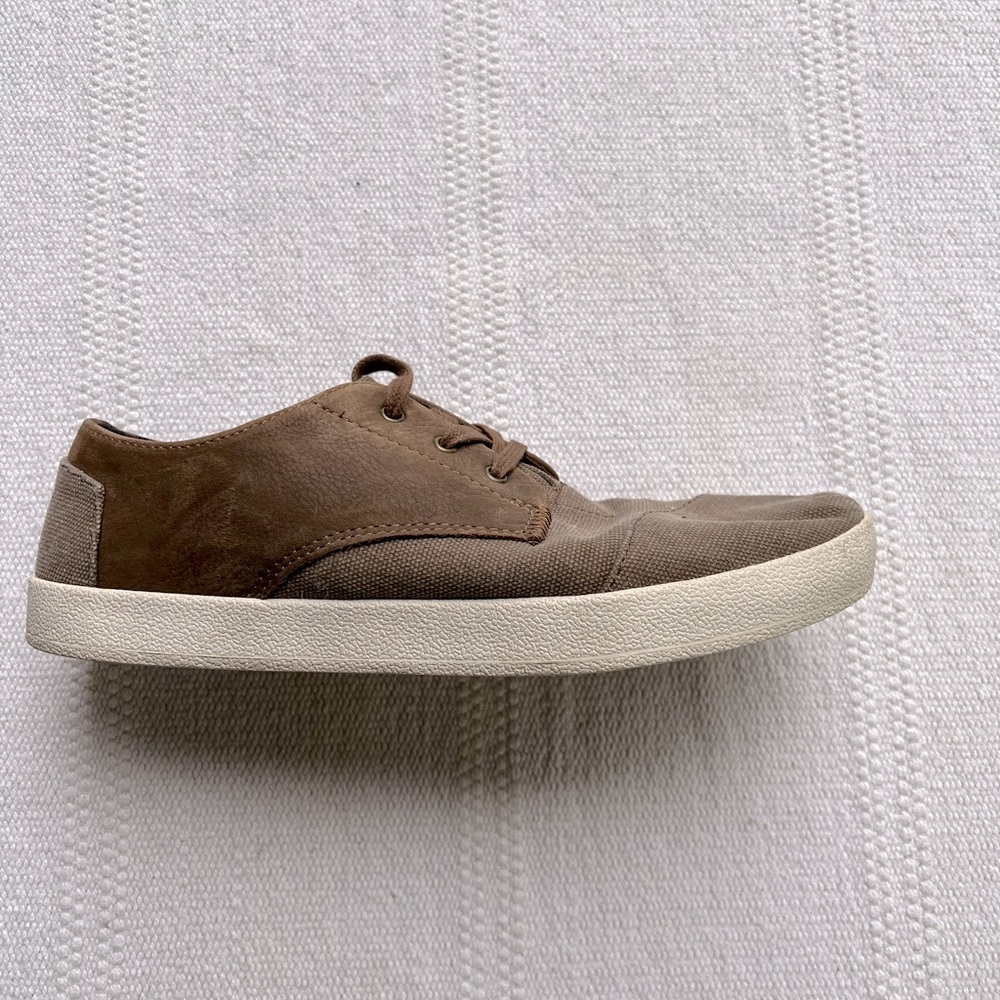 Toms Men’s Sneakers Size 8 Brown